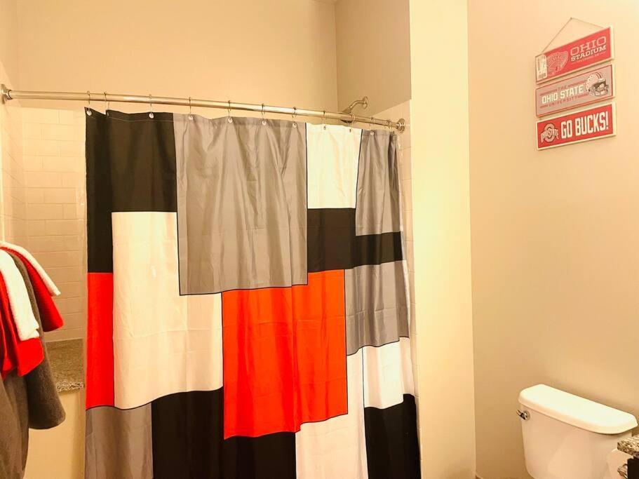 King Size With Osu Theme! Columbus Exterior foto