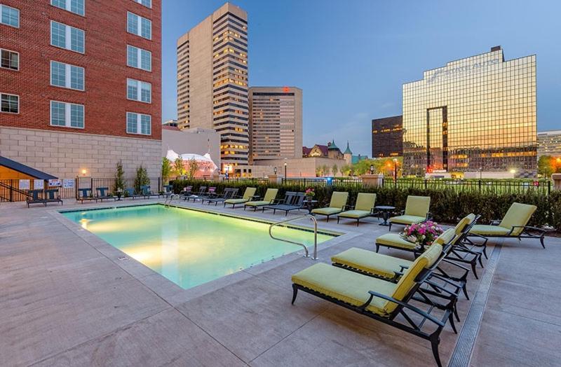 King Size With Osu Theme! Columbus Exterior foto